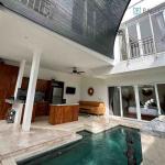 Stunning Modern 2 Bedrooms Villa in Padonan, Canggu - Yearly Rental