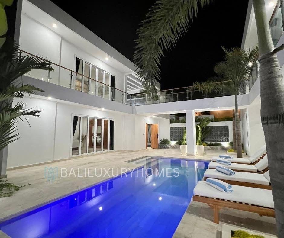 Luxury 4-Bedroom Modern Villa in Tumbak Bayuh - Leasehold 28 Years