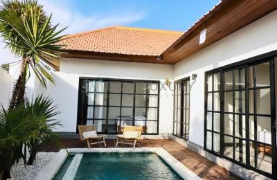Charming 2-Bedroom Villa with Enclosed Living in Tumbak Bayuh - 15 Years Lease