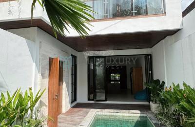 Minimalist 2-Bedroom Stylish Villa with Balcony Overlooking Private Pool in Munggu - Monthly Rental