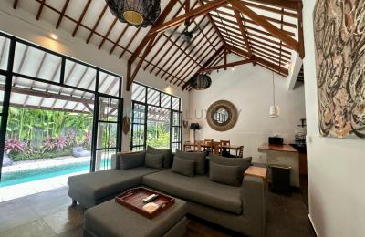 Tropical 3-Bedroom Enclosed Living Villa with Private Pool and Spacious Garden in Bumbak - Yearly Rental