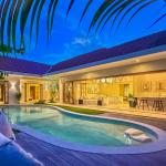 Charming 4-Bedroom Villa with Private Pool, Trees and a Generous Terrace in Canggu - Monthly Rental