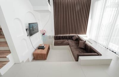 Modern Minimalist 3-Bedroom Villa in Dalung - Yearly Rental