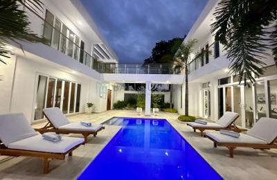 Luxury 4-Bedroom Modern Villa in Tumbak Bayuh - Monthly Rental