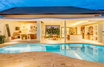 Tropical 3-Bedroom Villa with Private Pool in Berawa - Leasehold 18 Years