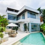 Luxury 4+1 Bedroom Villa with Private Pool and Rooftop Terrace in Canggu - Leasehold 25 Years