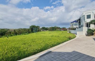 Cozy 1 Bedroom Villa With Private Pool located in Munggu- Leasehold