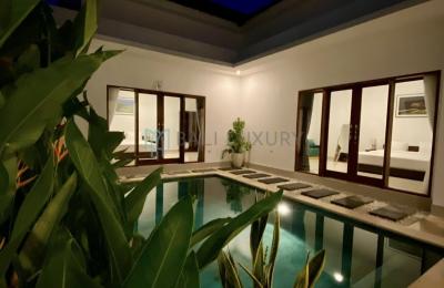 Tropical 2-Bedroom Villa with Private Pool in Kerobokan - Monthly rental