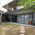 3-Bedroom Semi-Furnished House with Garden and Rooftop View in Munggu - Leasehold